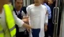 爆料小哥被抓视频播放,视频曝光网络舆论风波