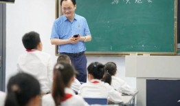 南京小学爆料事件最新情况,真相逐步浮出水面，家长教师关系紧张引关注