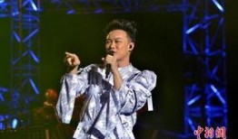 娱乐爆料陈奕讯是谁啊,揭秘娱乐爆料中的音乐巨星