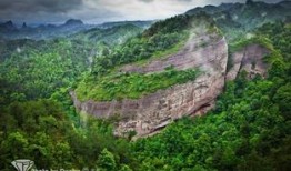 幽暗山谷在线观看,在线揭秘神秘山谷的惊悚之旅