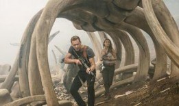 金刚2骷髅岛在线观看,骷髅岛惊险探险，巨兽争霸，在线观看震撼来袭！