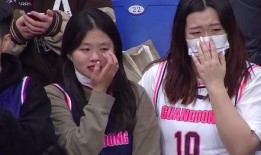 耿浩伦女球迷爆料视频,揭秘球场背后的故事